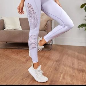 **NEW NEVER BEEN WORN BEFORE Laser Cut Sports Leggings